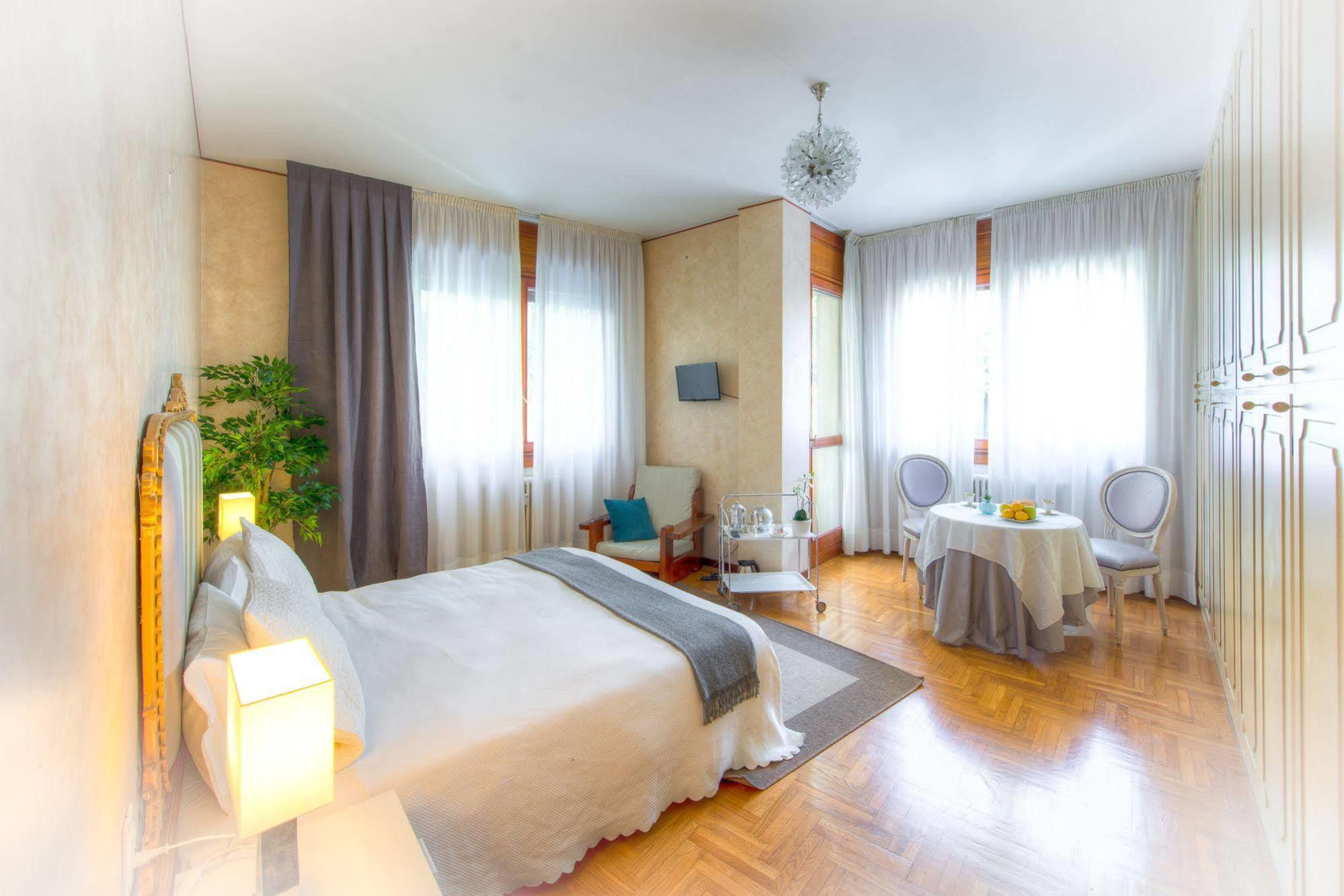B&B San Benedetto Бергамо Екстер'єр фото