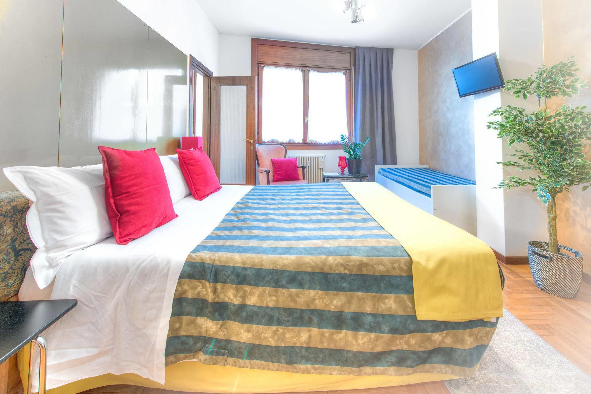 B&B San Benedetto Бергамо Екстер'єр фото